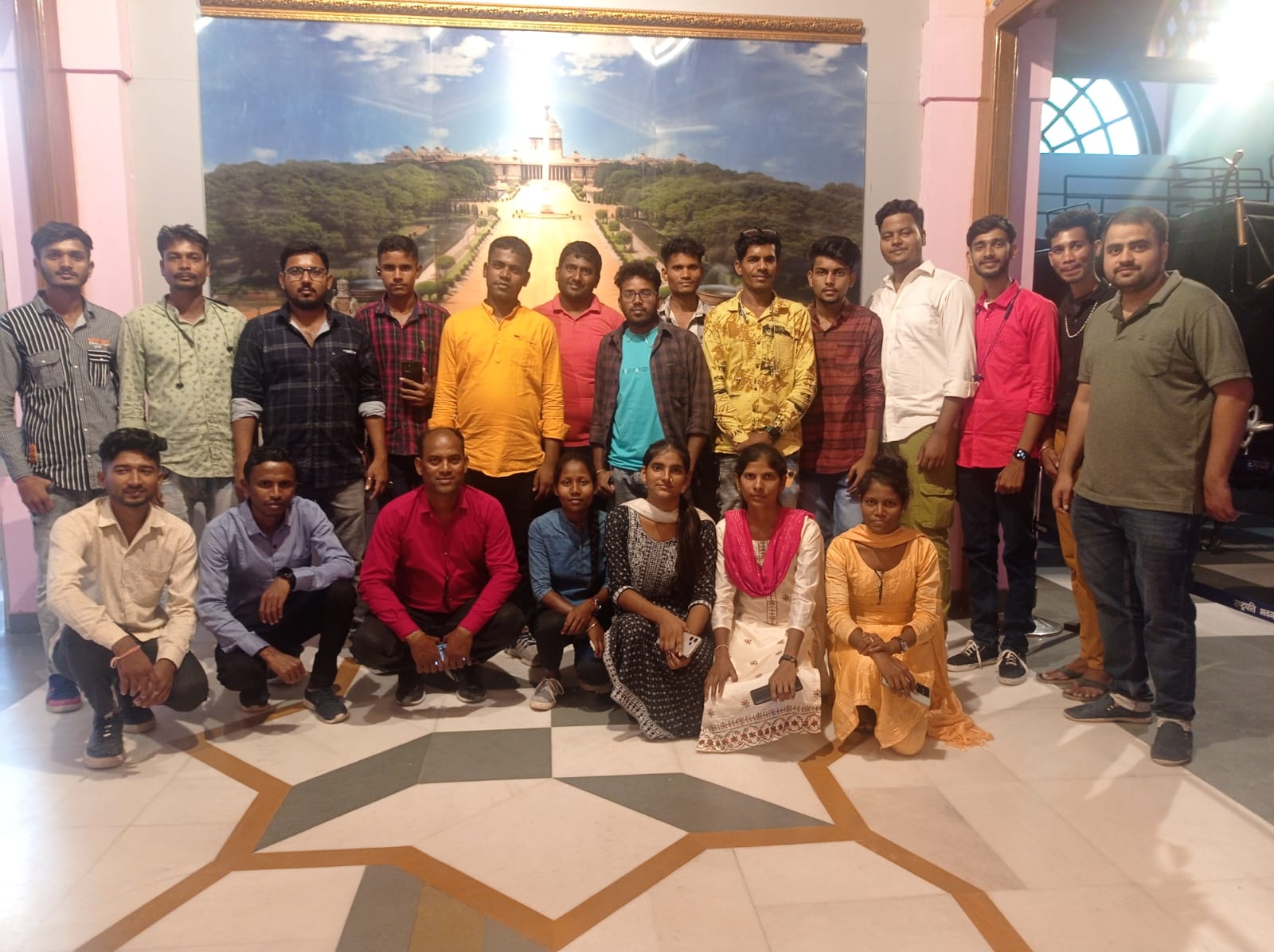 Rashtrapati Bhavan Visit with our school students